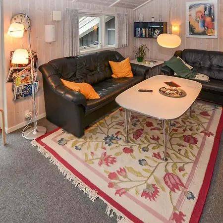 Beach Front Home In Sydals With Sauna * Skovby (Syddanmark)